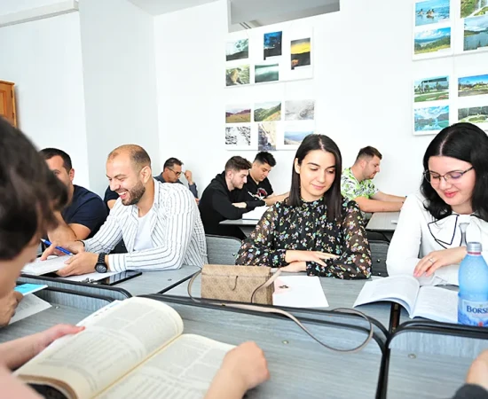 UCB: o universitate de încredere, conectată la viitor galerie